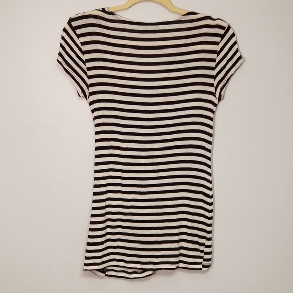 CAbi Drape Cowl Neck Short Sleeve Stripped Stretch Top Black White Size Small - Picture 2 of 6
